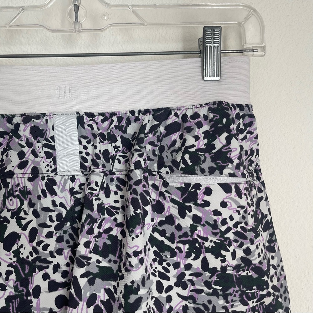 Lululemon Zip Pockets Stretch Performance Shorts - image 5